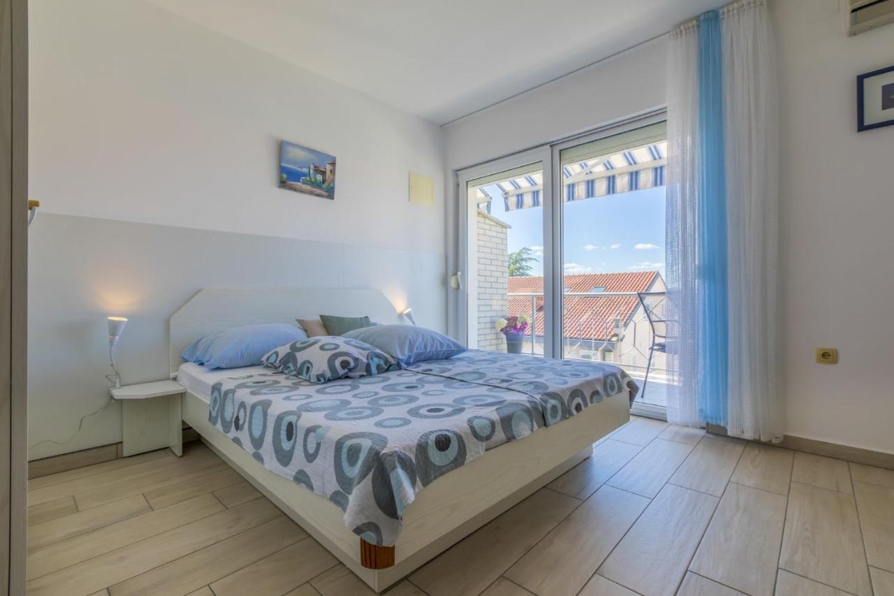 Blue Pearl Apartments Crikvenica Bagian luar foto
