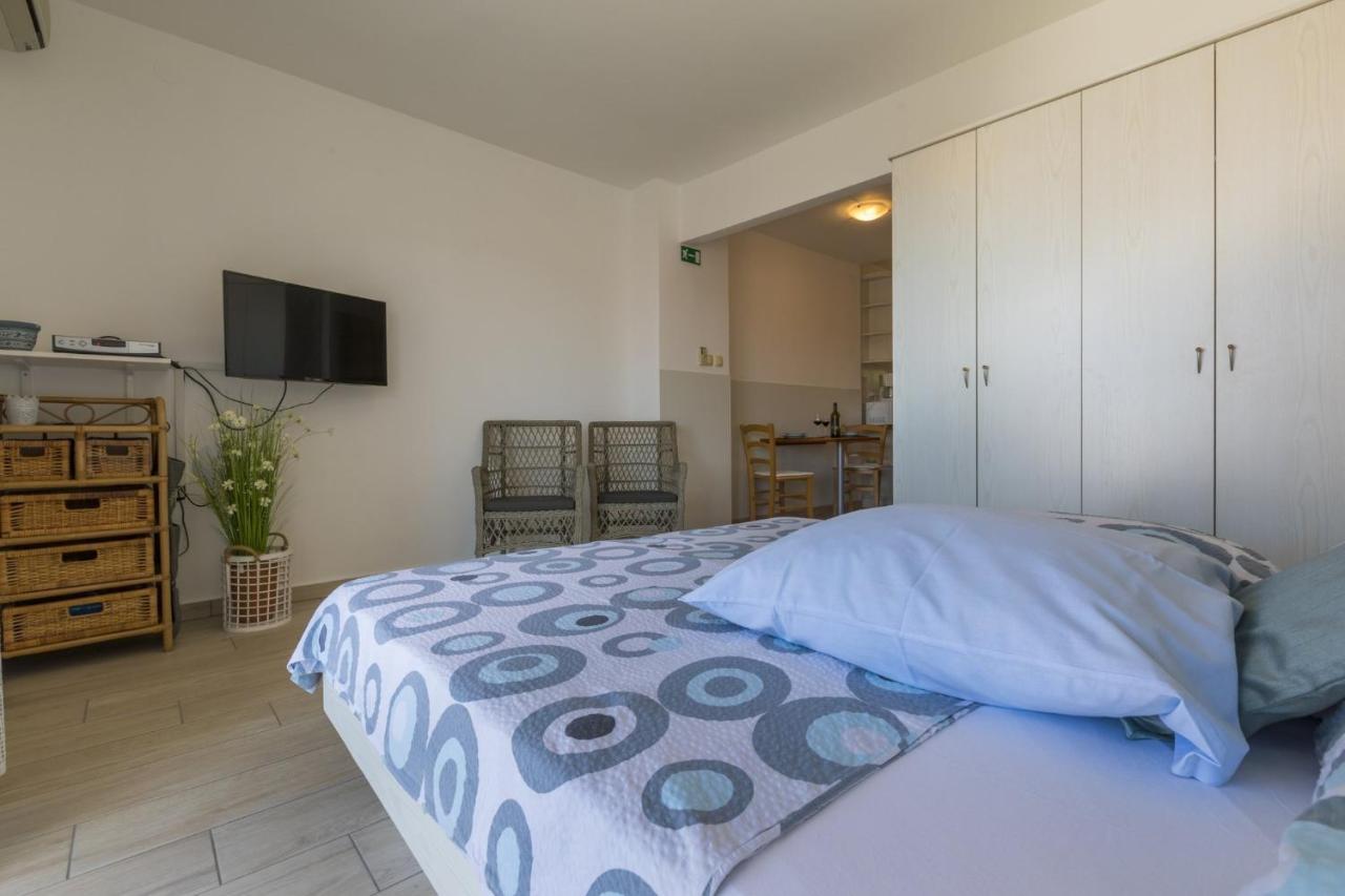 Blue Pearl Apartments Crikvenica Bagian luar foto