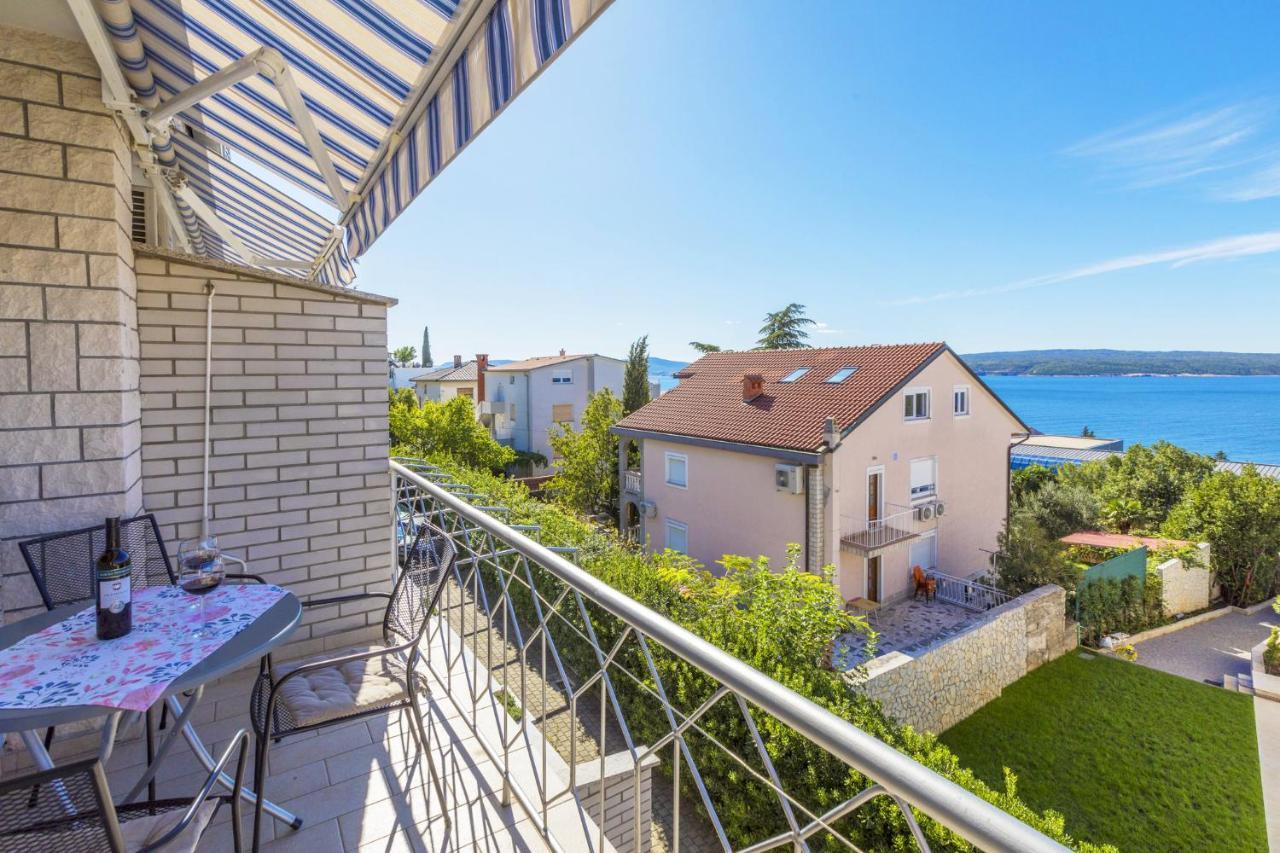Blue Pearl Apartments Crikvenica Bagian luar foto
