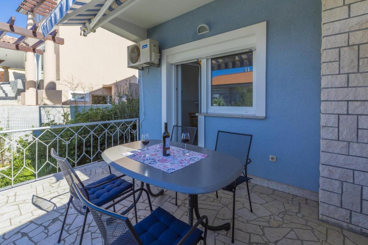 Blue Pearl Apartments Crikvenica Bagian luar foto