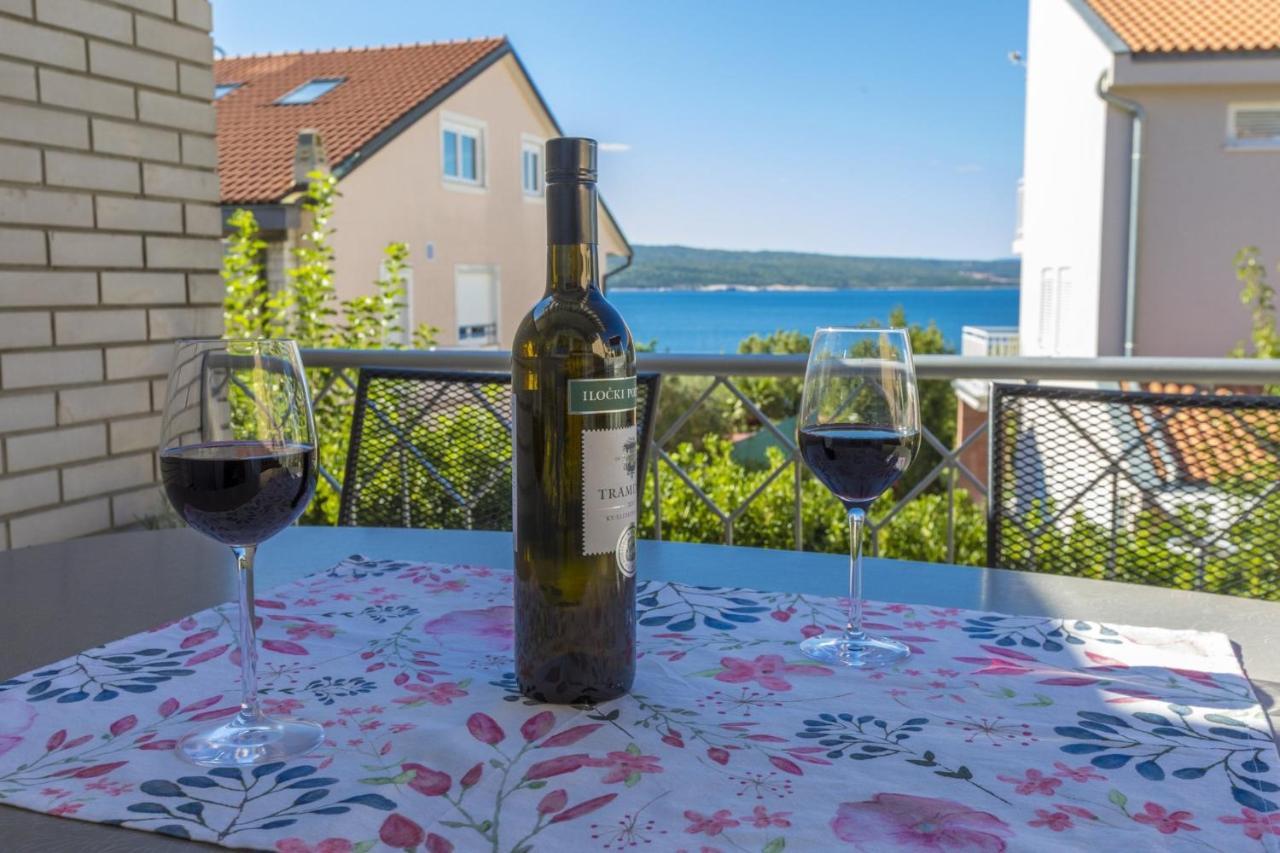 Blue Pearl Apartments Crikvenica Bagian luar foto