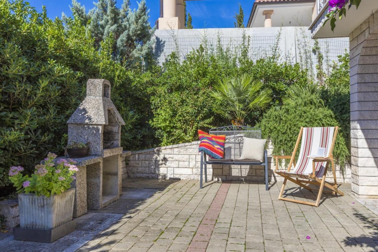 Blue Pearl Apartments Crikvenica Bagian luar foto