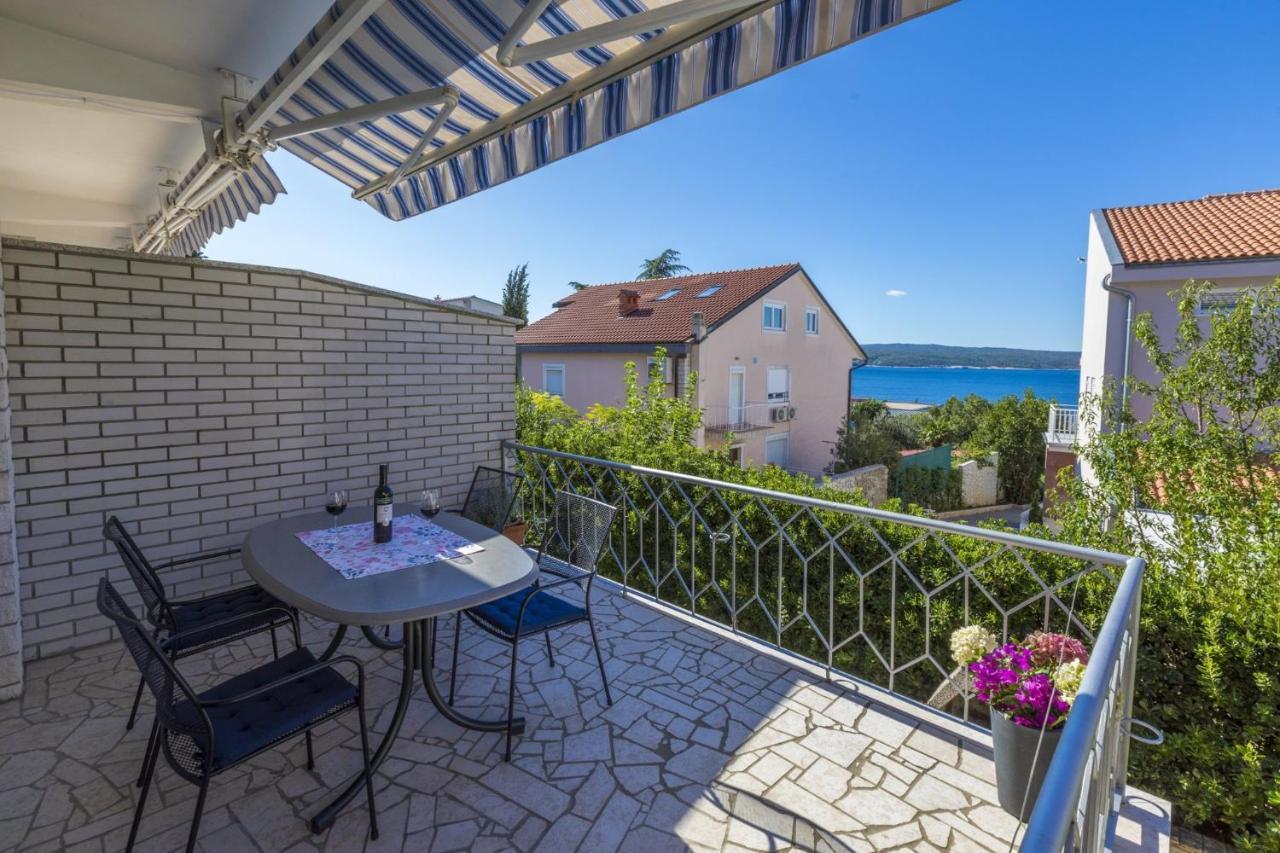 Blue Pearl Apartments Crikvenica Bagian luar foto