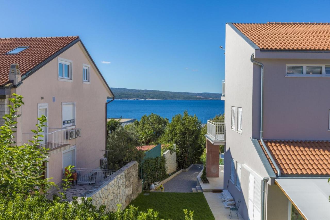 Blue Pearl Apartments Crikvenica Bagian luar foto