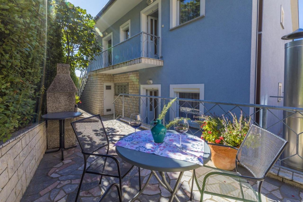 Blue Pearl Apartments Crikvenica Bagian luar foto